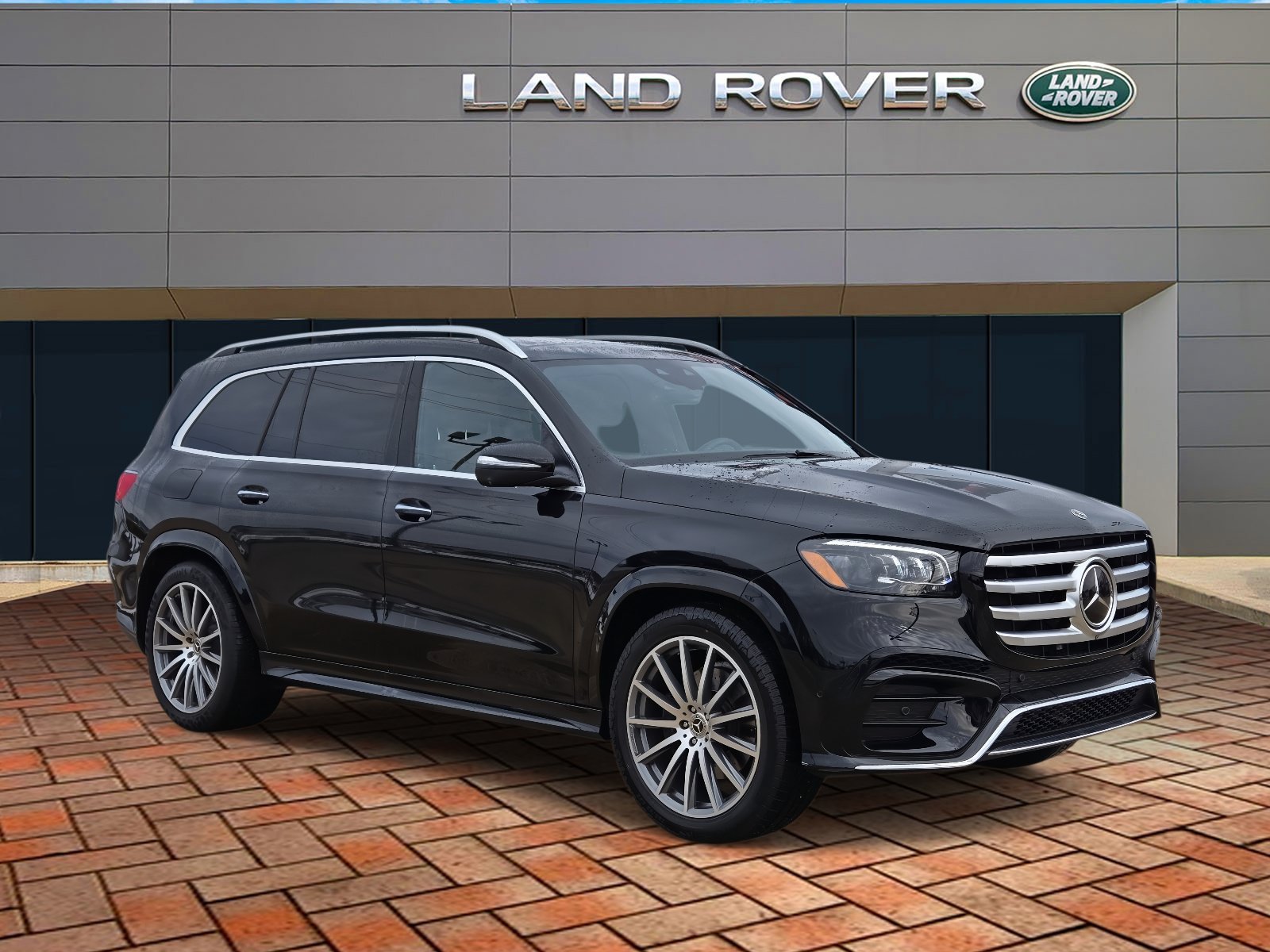 Used 2024 Black Mercedes-Benz GLS 450 image 3
