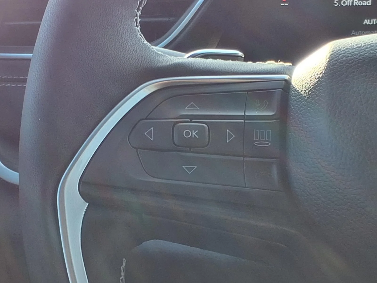2025 Jeep Grand Cherokee Limited - Photo 17