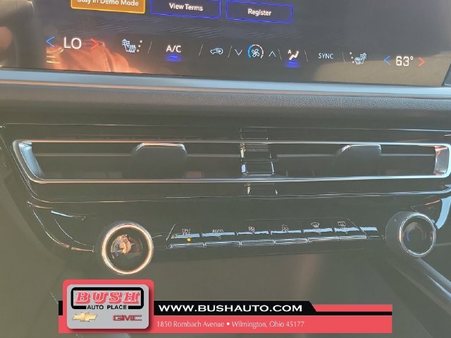 New 2027 Mosaic Black Metallic Chevrolet LT image 27