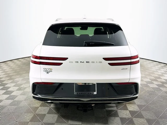 New 2026 White Genesis 2.5T Advanced image 5