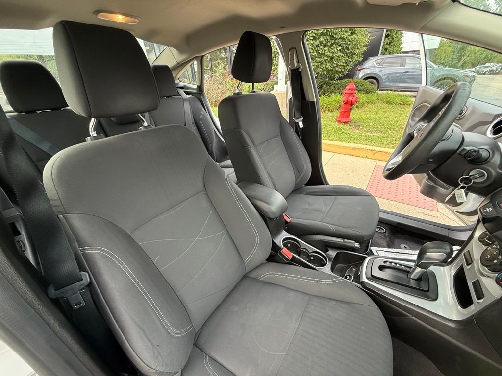 Used 2019 White Ford SE image 30