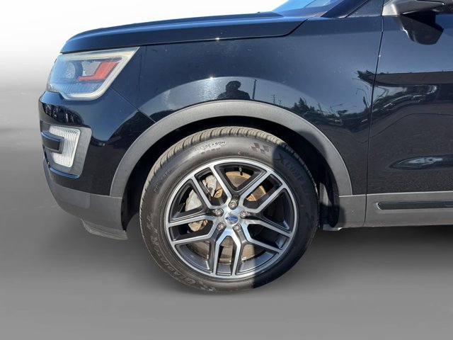 Used 2016 Shadow Black Ford Sport image 9