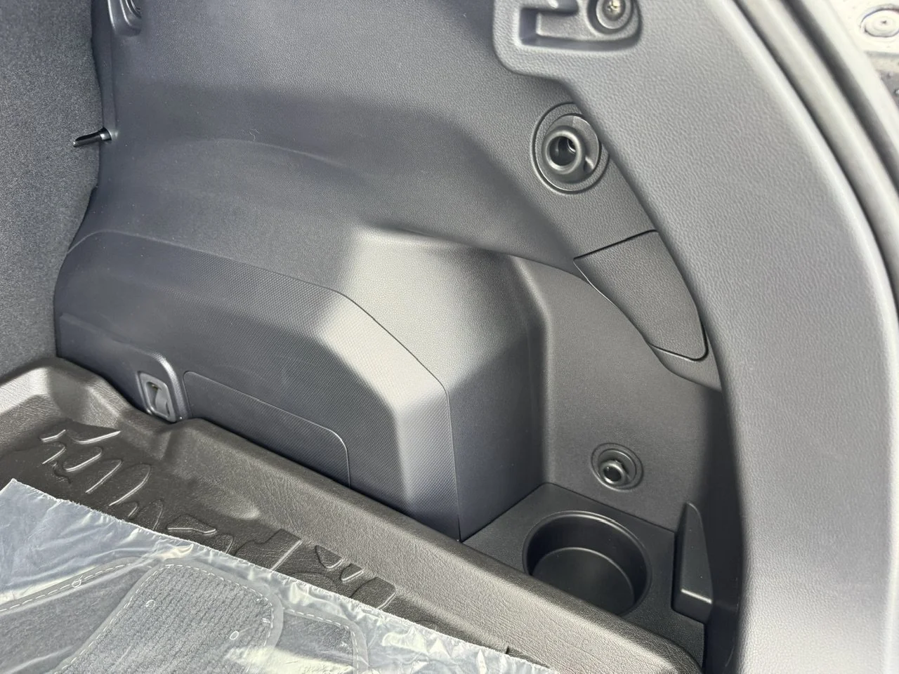 New 2026 Magnetite Gray Metallic Subaru Premium image 39
