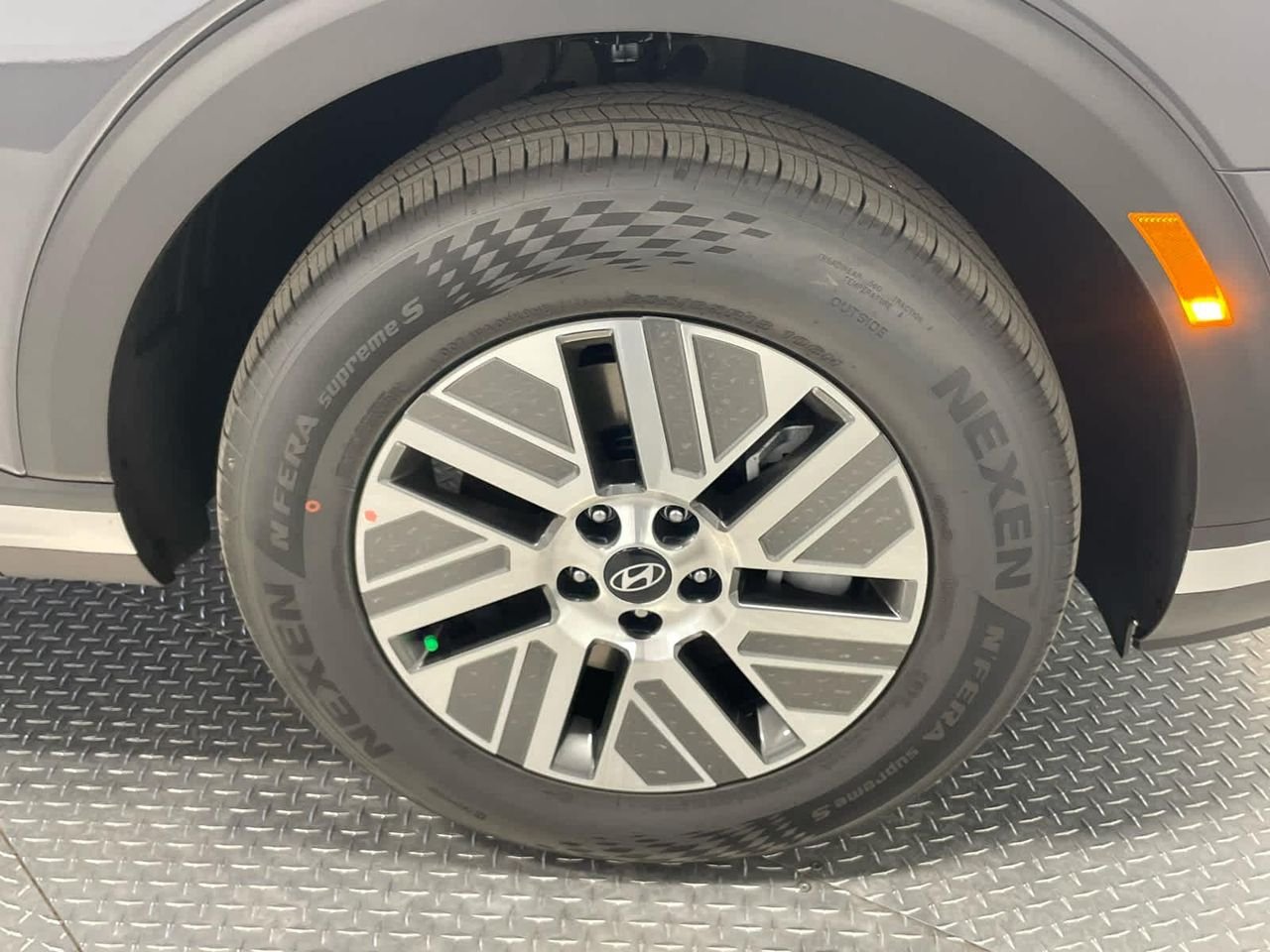 New 2026 Ecotronic Gray Pearl Hyundai SEL 7P image 19