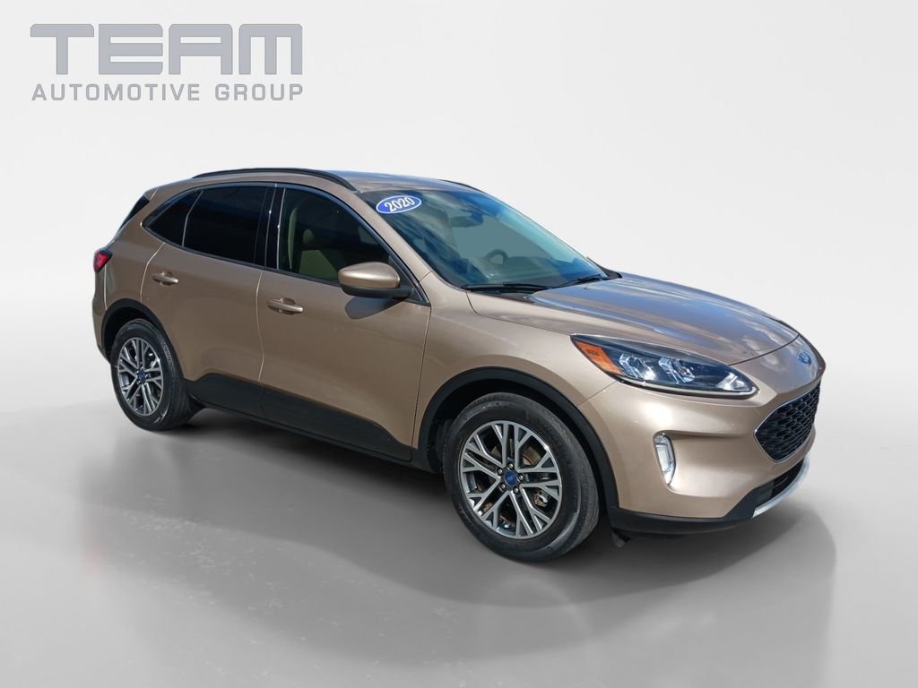 Used 2020 Gold Ford SEL image 1