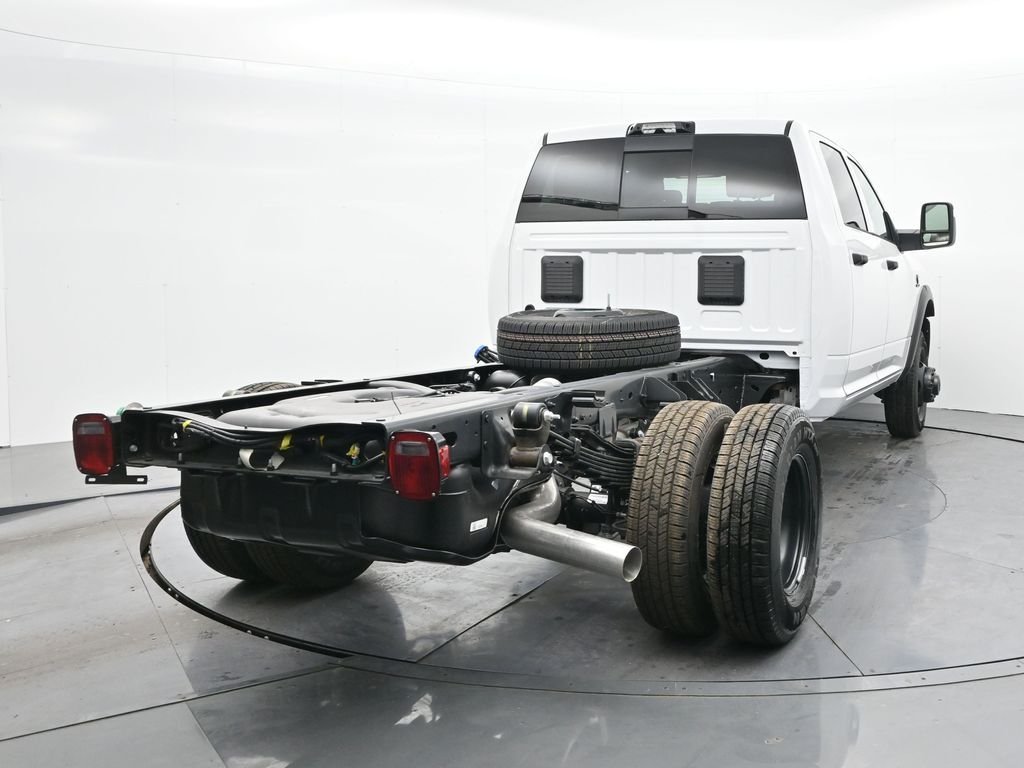 New 2026 Bright White Clear-Coat Exterior Paint RAM Tradesman image 7