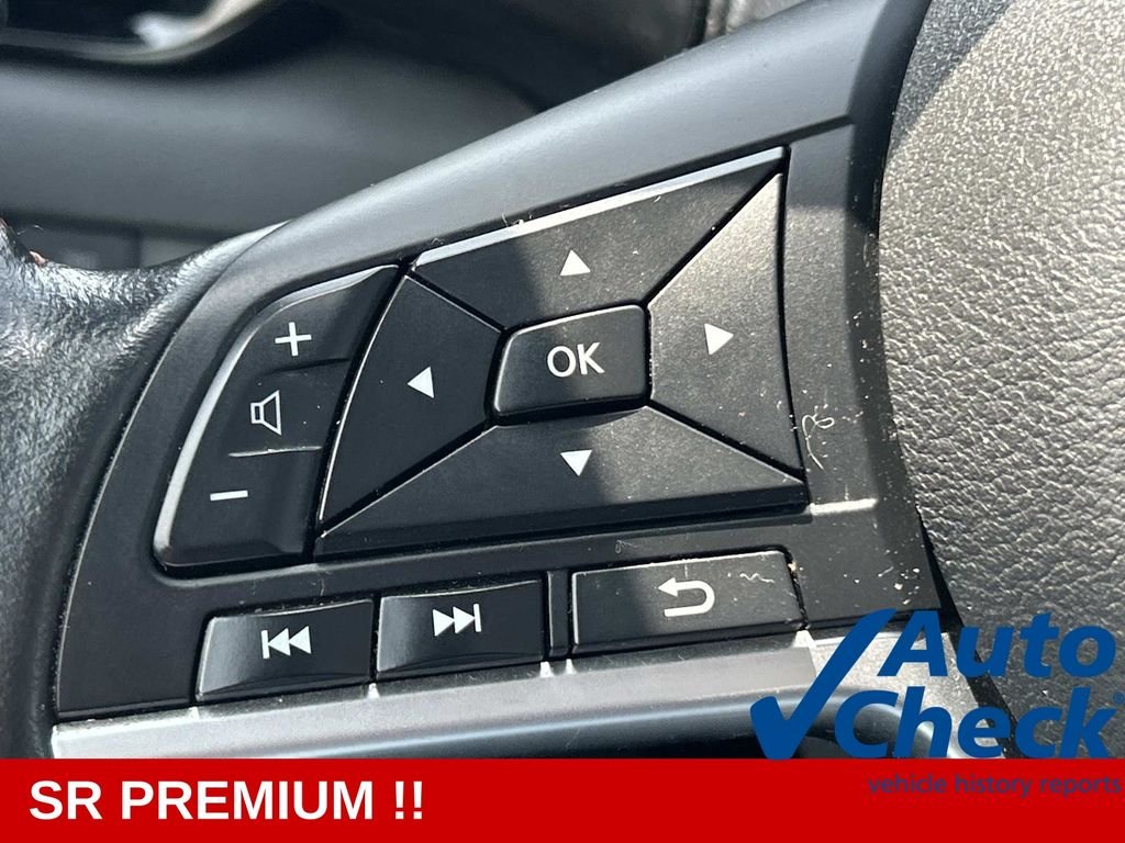 Used 2023 White Nissan SR image 21