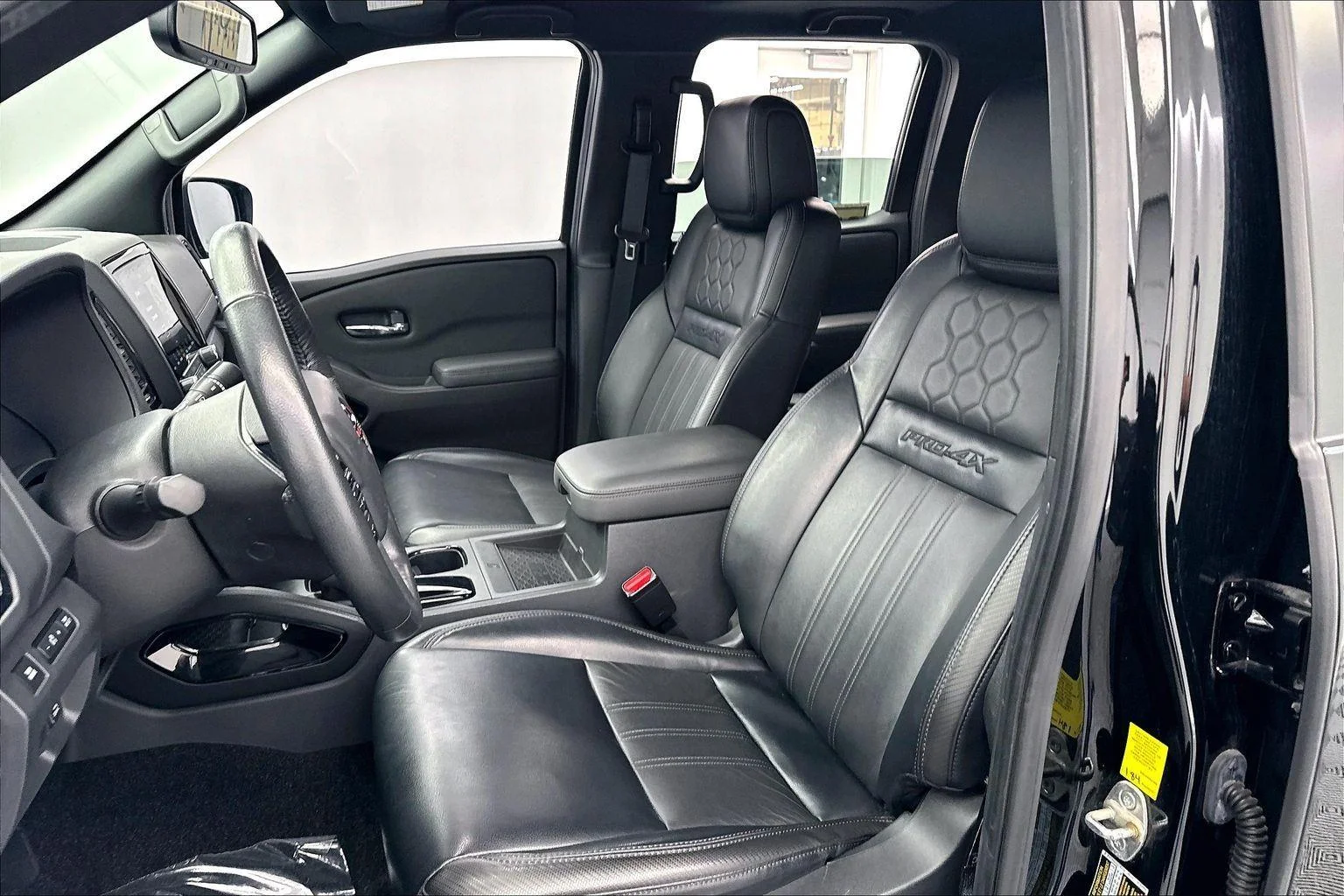 Used 2022 Super Black Nissan PRO-4X image 19