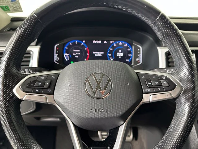 Used 2021 Gray Volkswagen 3.6L V6 SEL Premium R-Line image 11