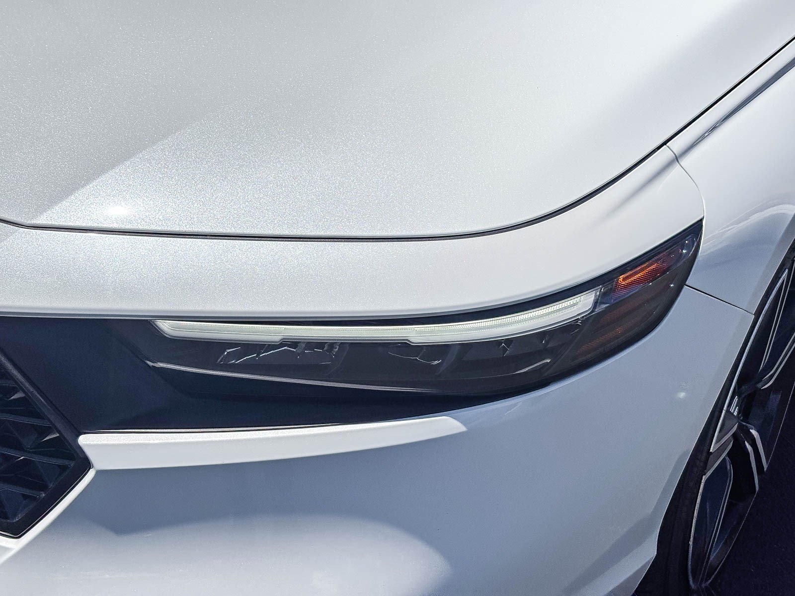 Used 2024  Honda Sport image 8