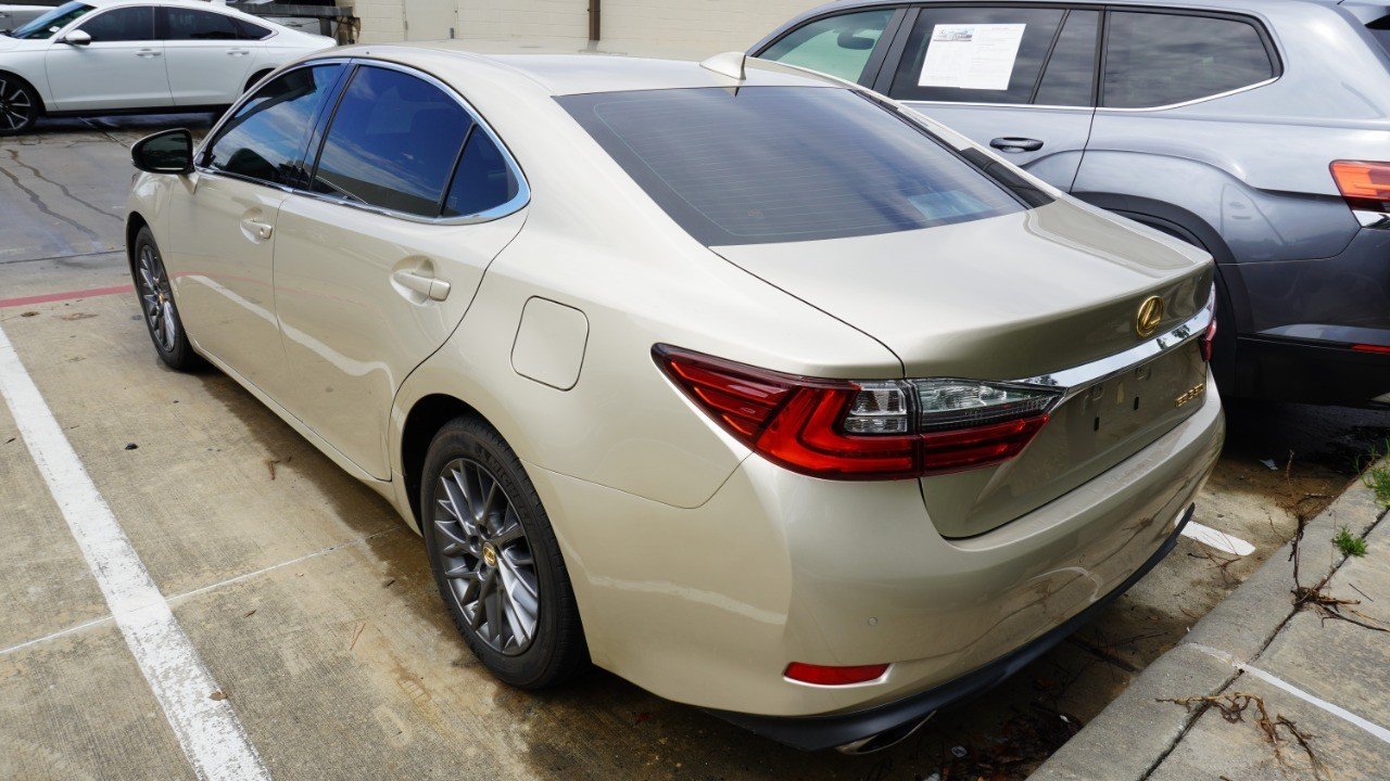 Used 2018 Beige Lexus ES 350 image 8
