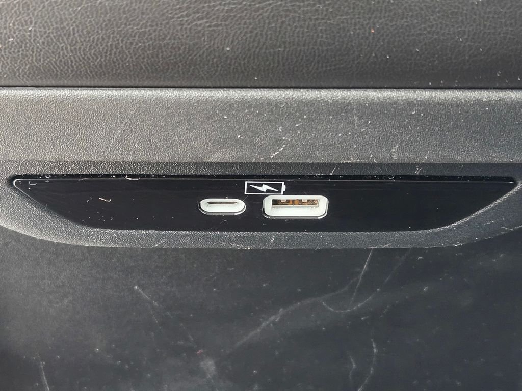 2023 Chrysler Pacifica Touring L - Photo 26