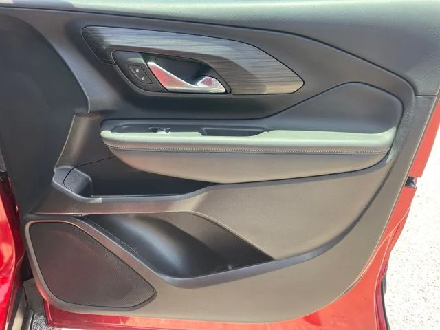Used 2024 Red GMC SLE image 27
