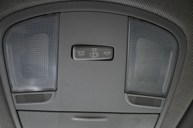 Used 2020 Silver Hyundai SEL image 25