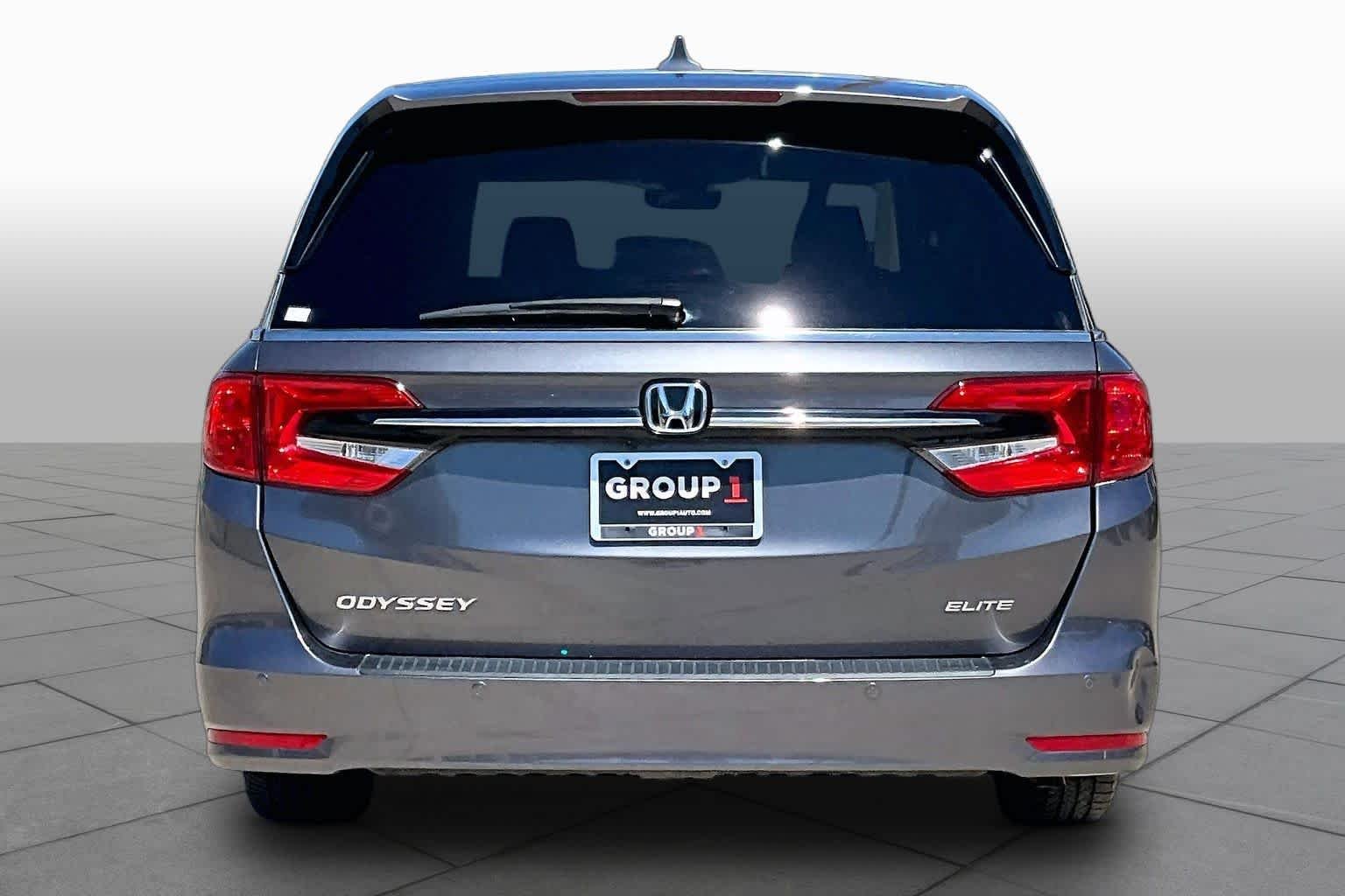 Certified Used 2023 Modern Steel Metallic Honda Elite image 5