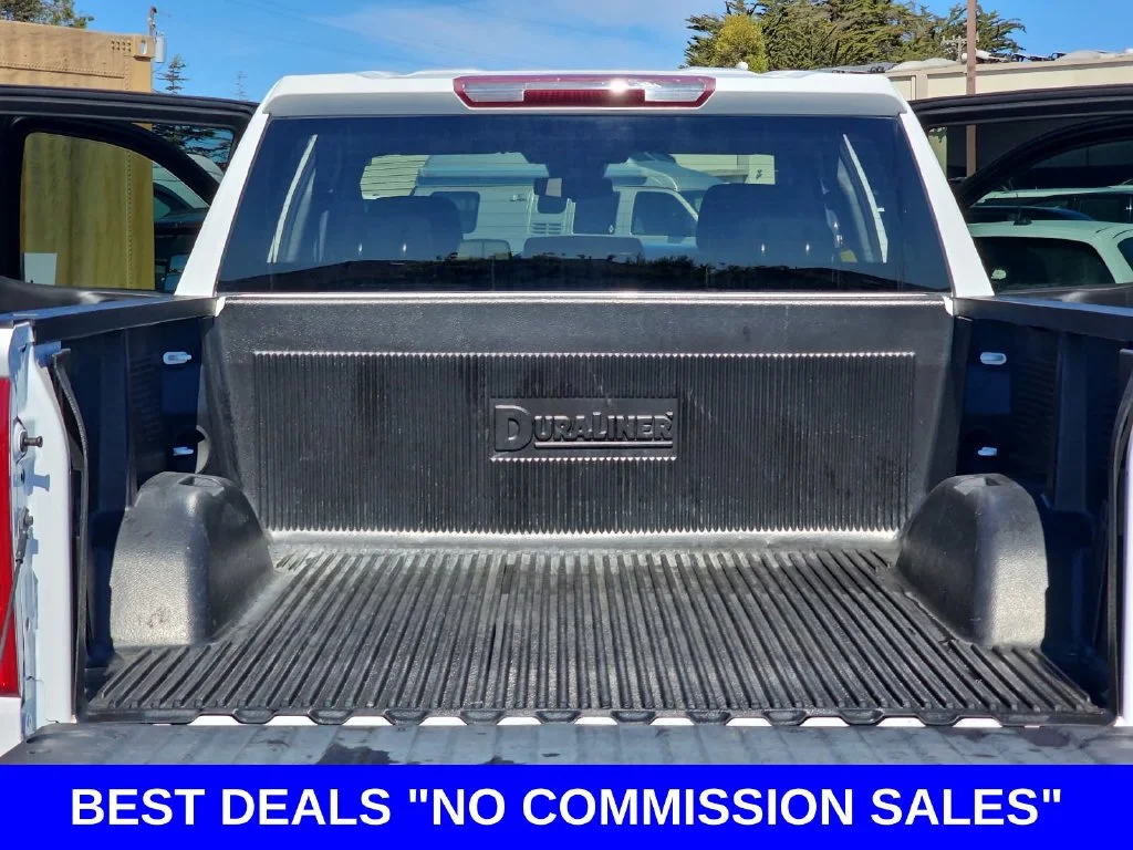 Used 2024 White Chevrolet Custom image 12