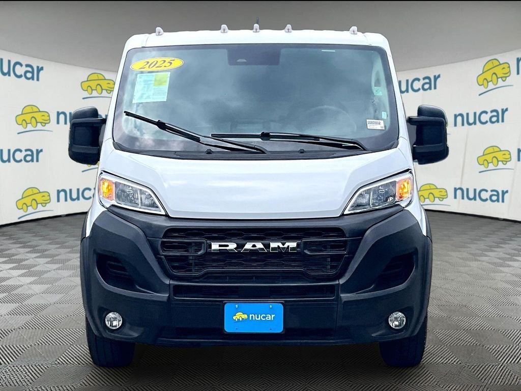 Used 2025 White Ram Base image 2