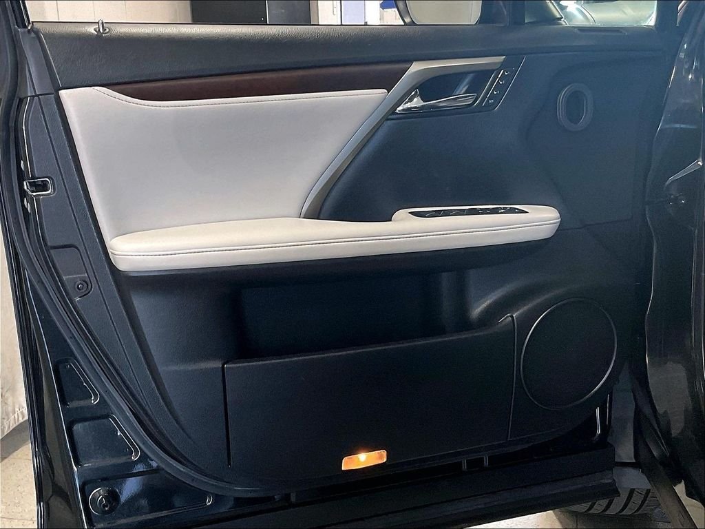 Used 2020 Black Lexus 350 image 9