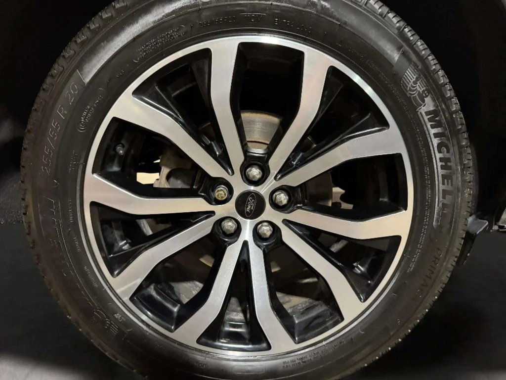Used 2022 Agate Black Metallic Ford ST-Line image 33