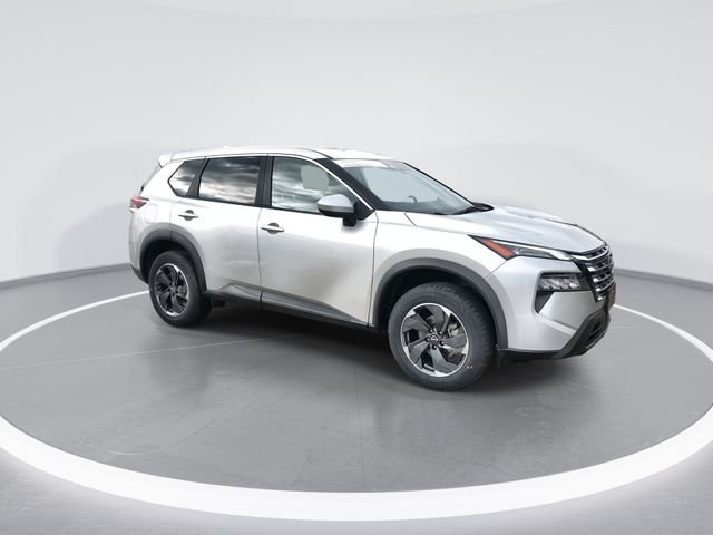 Used 2024 Silver Nissan SV image 2