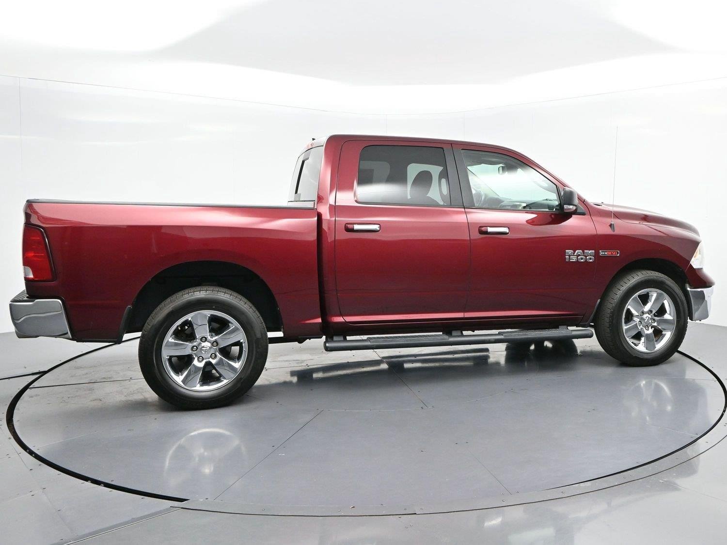 Used 2017 Delmonico Red Pearlcoat Ram Big Horn image 8