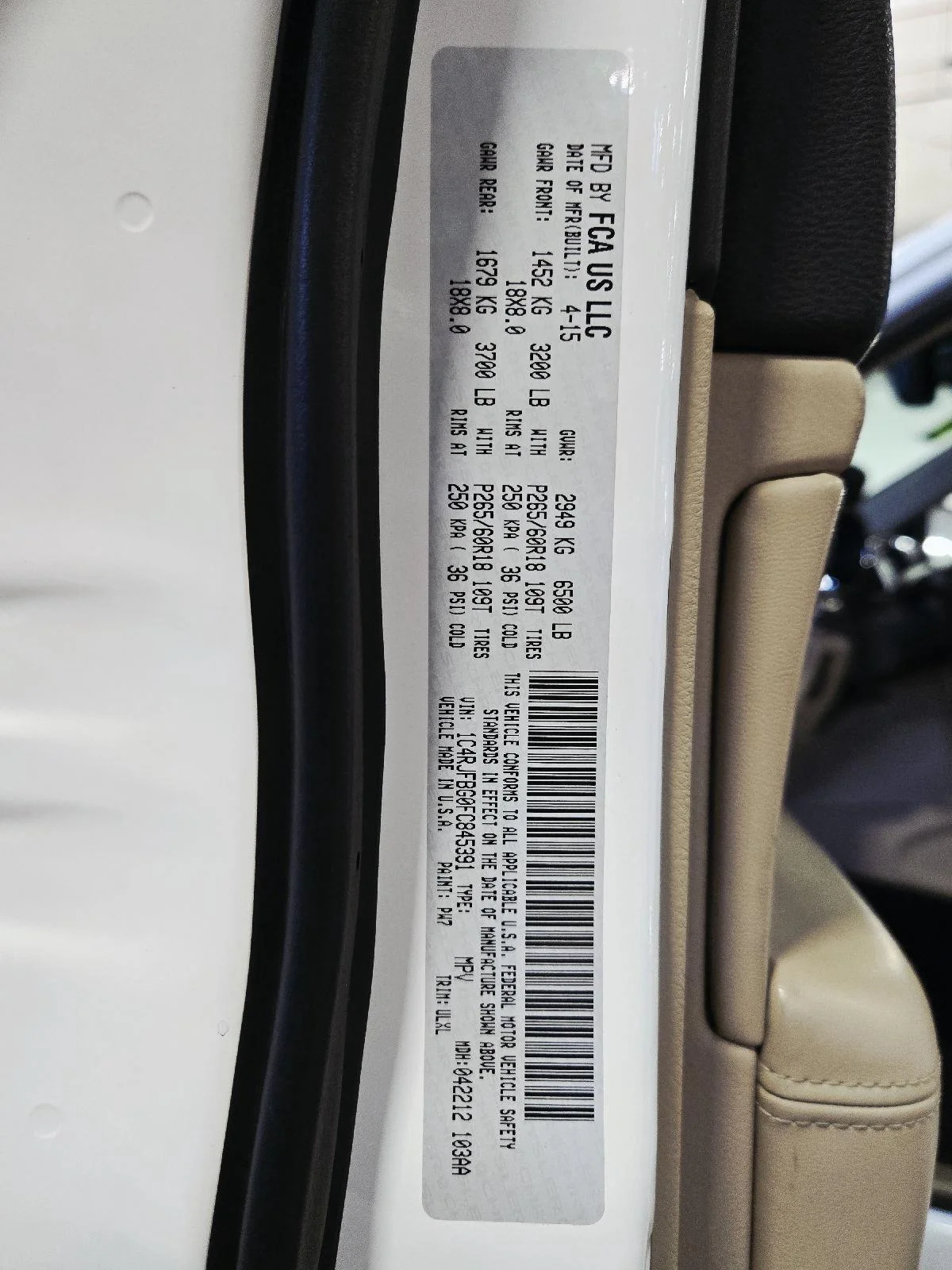 Used 2015 Bright White Clearcoat Jeep Limited image 66