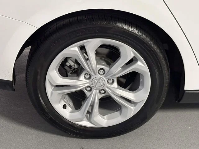 2024 Honda Accord LX - Photo 11