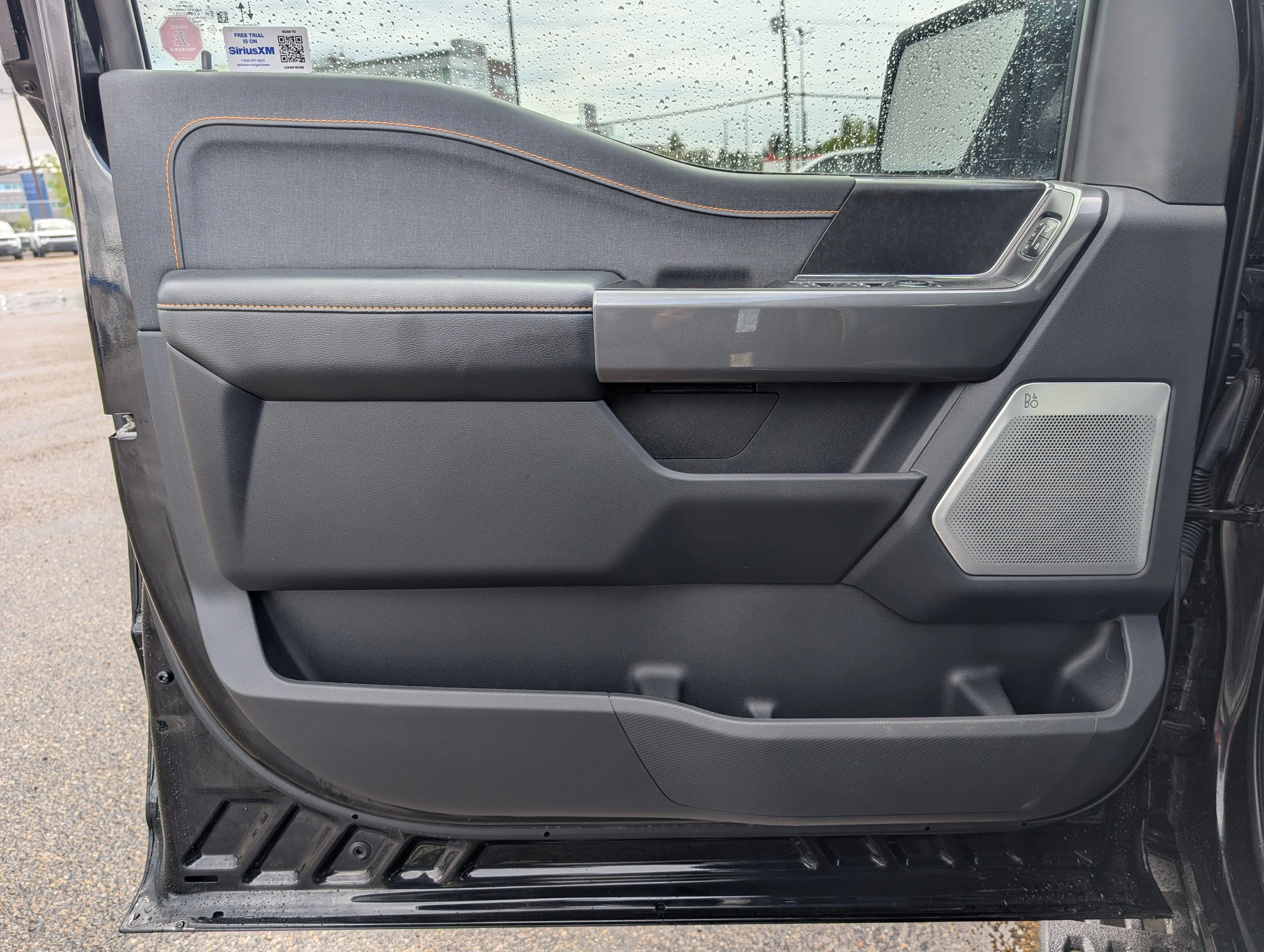 Used 2023 Agate Black Metallic Ford Tremor image 18