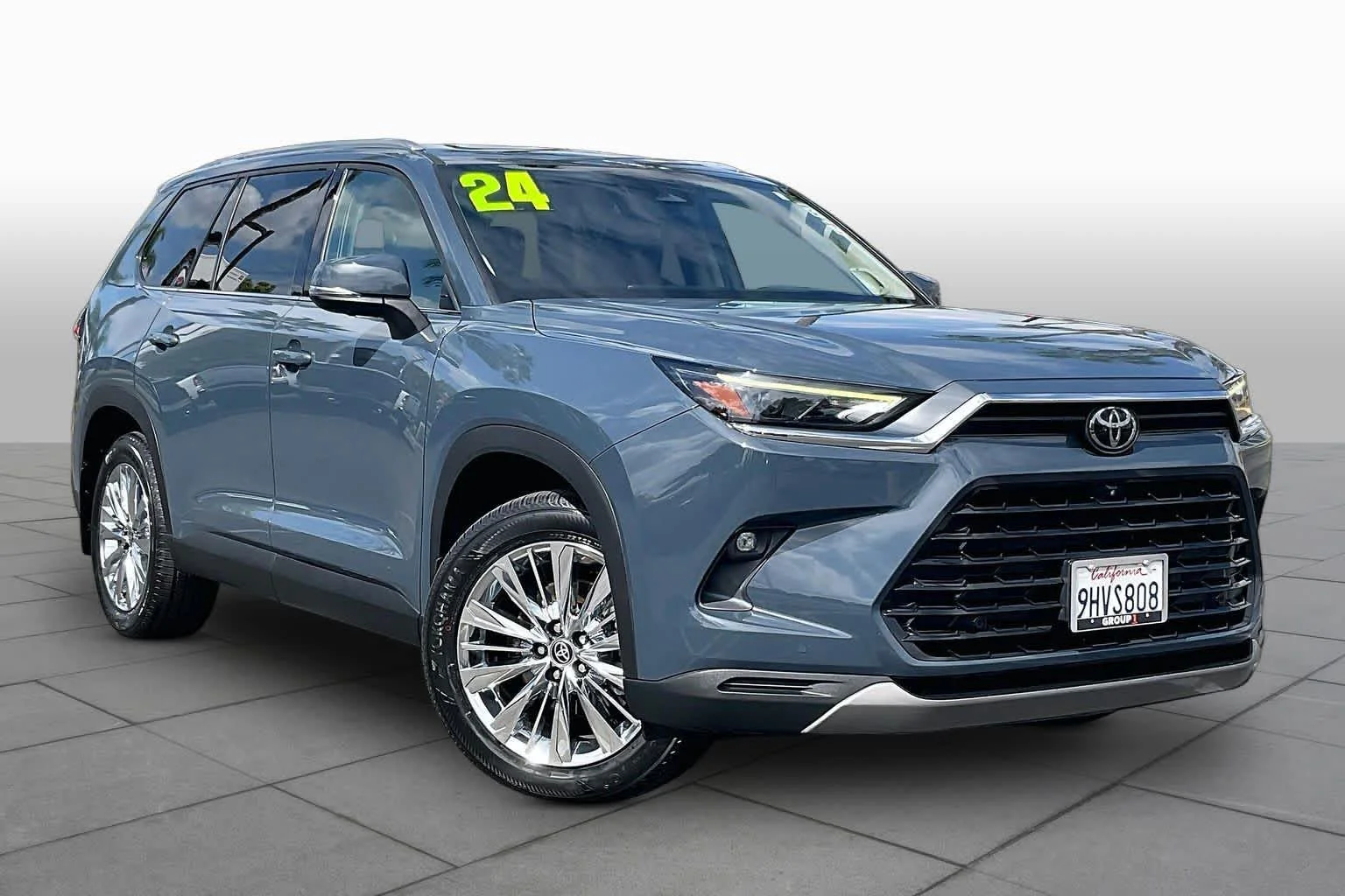 Used 2024 Storm Cloud Toyota Platinum image 2