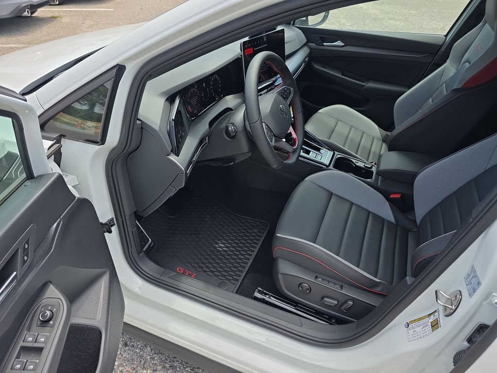 2026 Volkswagen Golf GTI SE - Photo 11