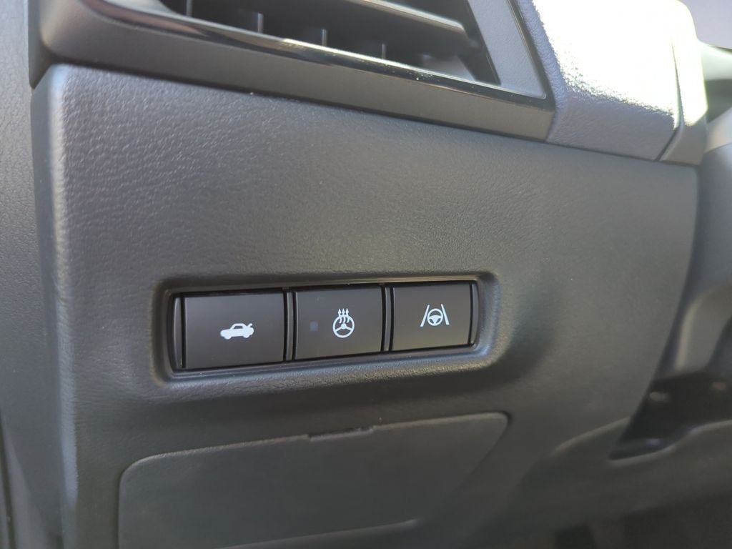 New 2026 Atlantic Gray Metallic Nissan SL image 13