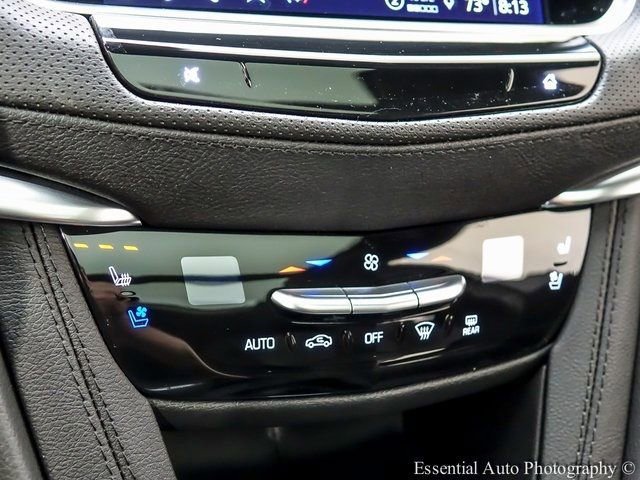 New 2025 Crystal White Tricoat Cadillac Premium Luxury image 18