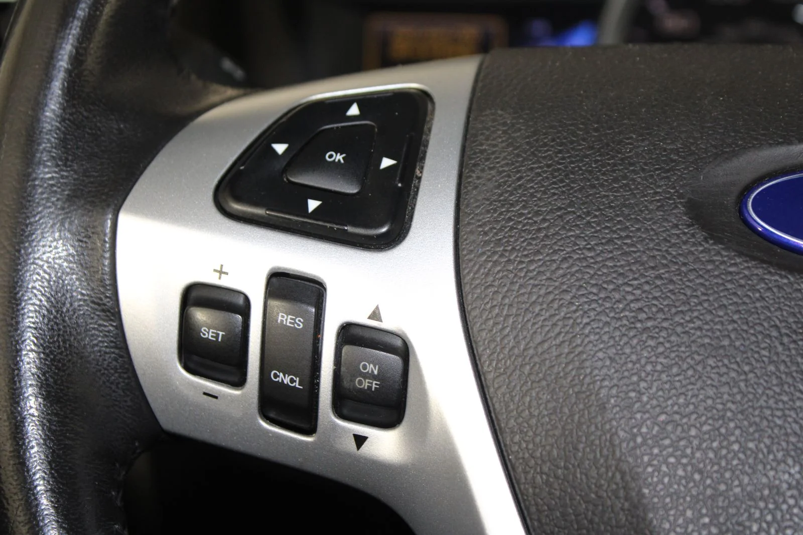 Used 2013 Green Ford XLT image 31
