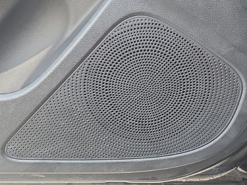 2025 GENESIS G70 Standard - Photo 20