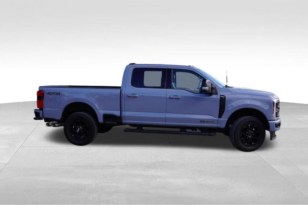 Used 2025 Gray Ford Lariat image 3