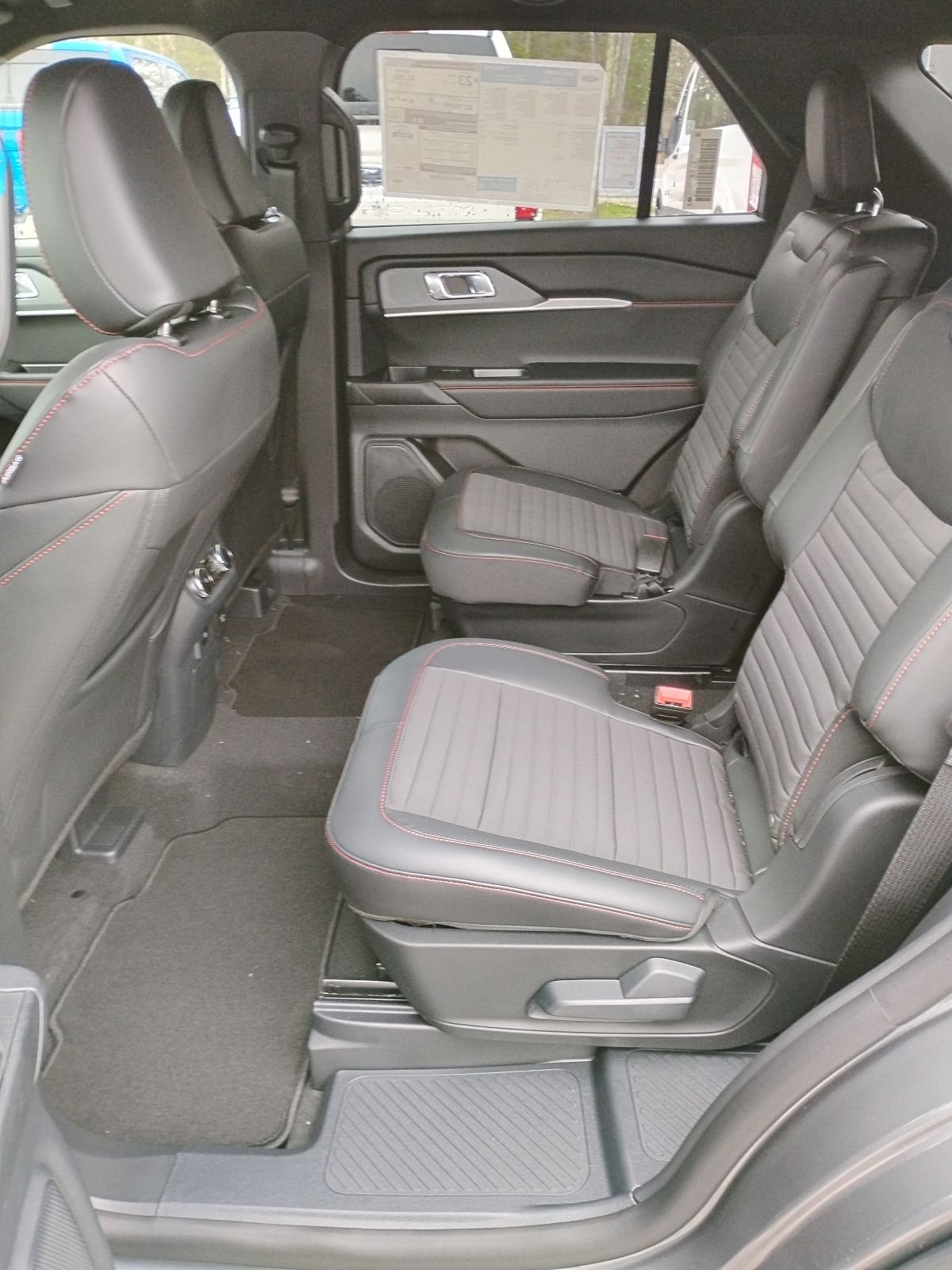 New 2026 Carbonized Gray Metallic Ford ST-Line image 19