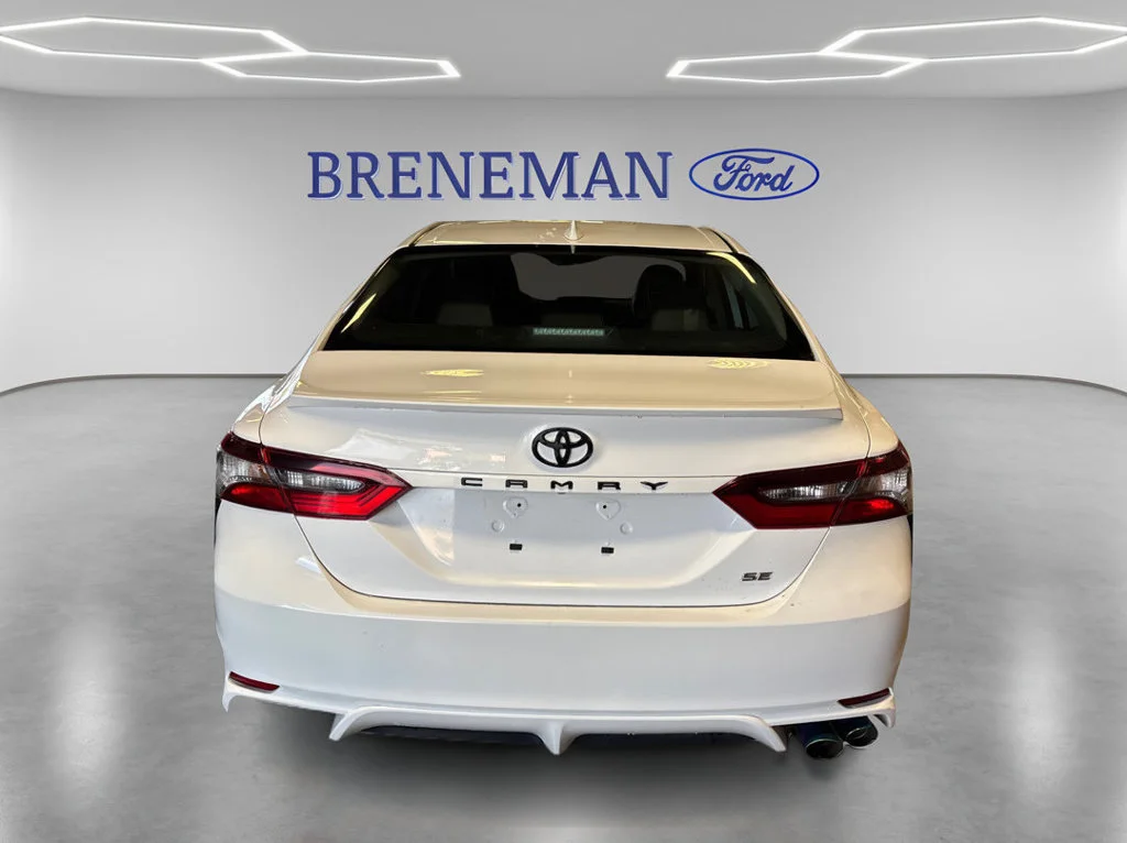 Used 2023 Ice Toyota SE image 7