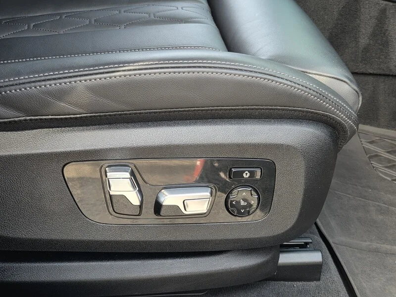 Used 2023 Black Sapphire Metallic BMW XDRIVE40I SPORTS ACTIVITY VEHICLE image 24