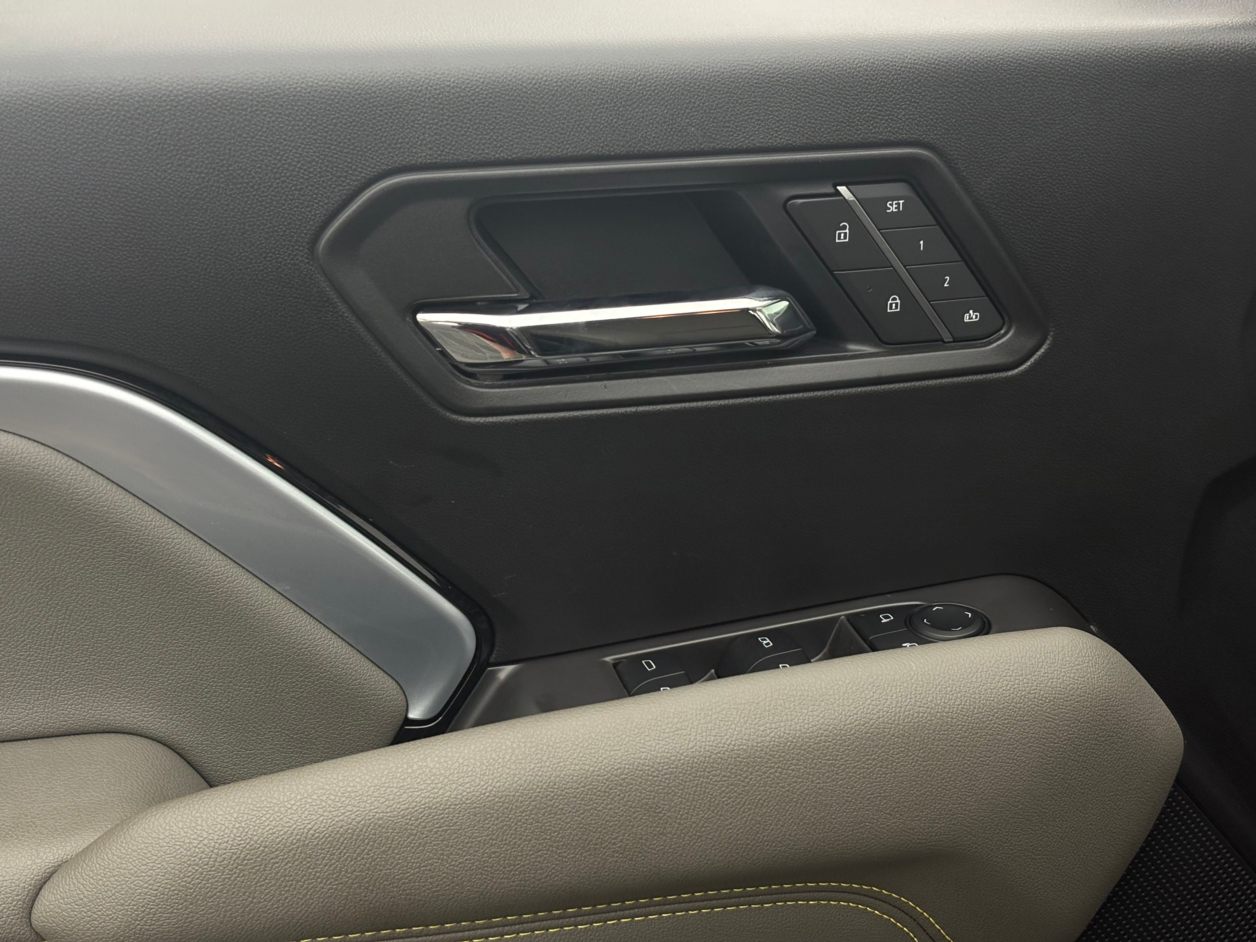 Used 2025 Sterling Gray Metallic Chevrolet ZR2 image 15