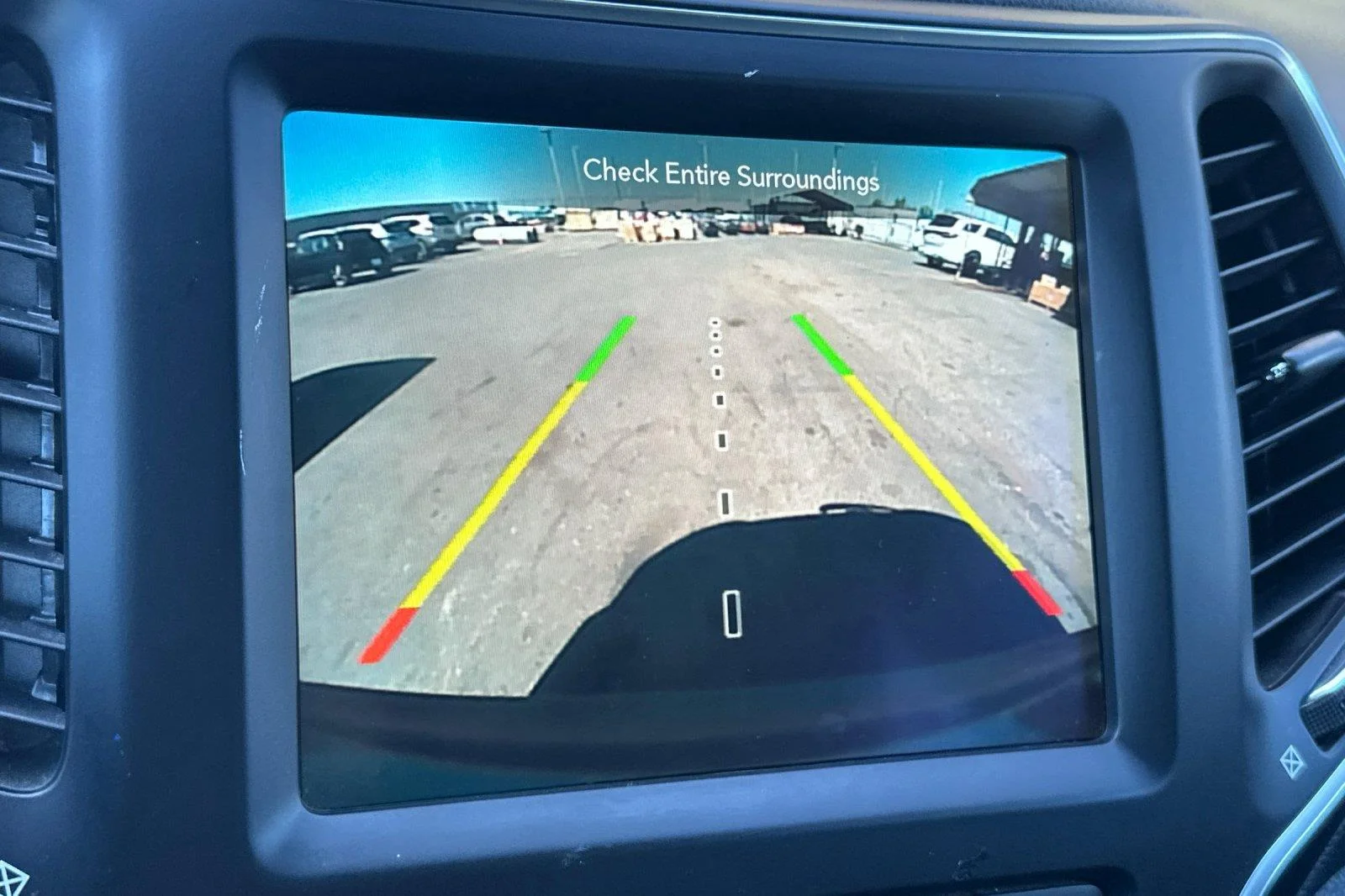 Used 2023 Granite Crystal Metallic Clearcoat Jeep Altitude Lux image 20