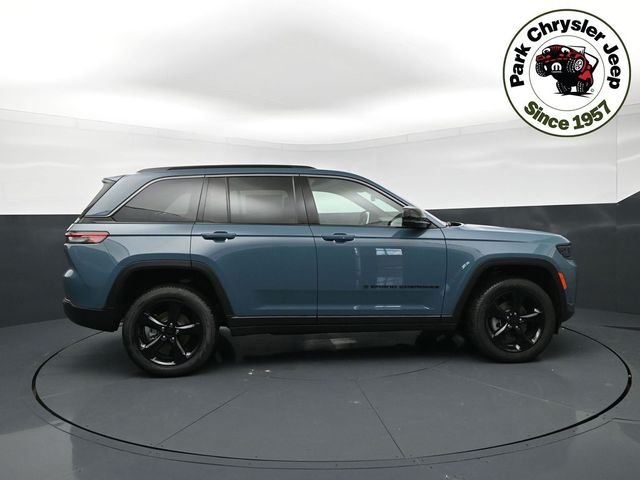 New 2026 Steel Blue Exterior Paint Jeep Limited image 6