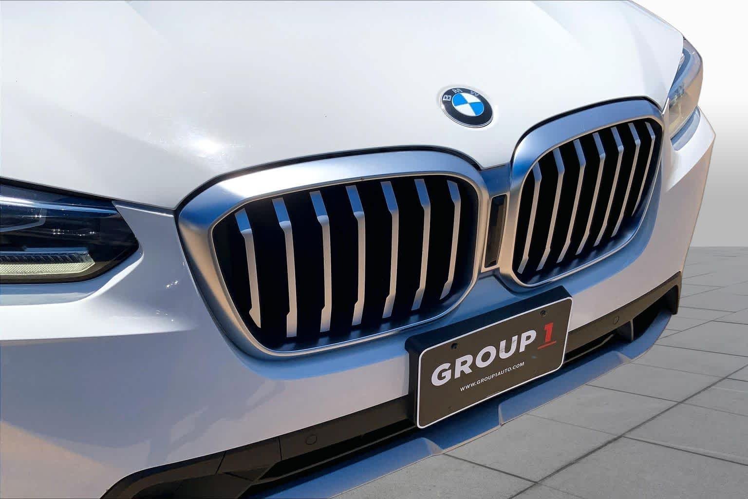 Used 2022 Alpine White BMW xDrive30i image 30