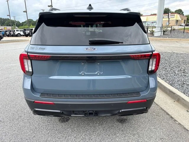 Certified Used 2025 Vapor Blue Metallic Ford ST-Line image 7