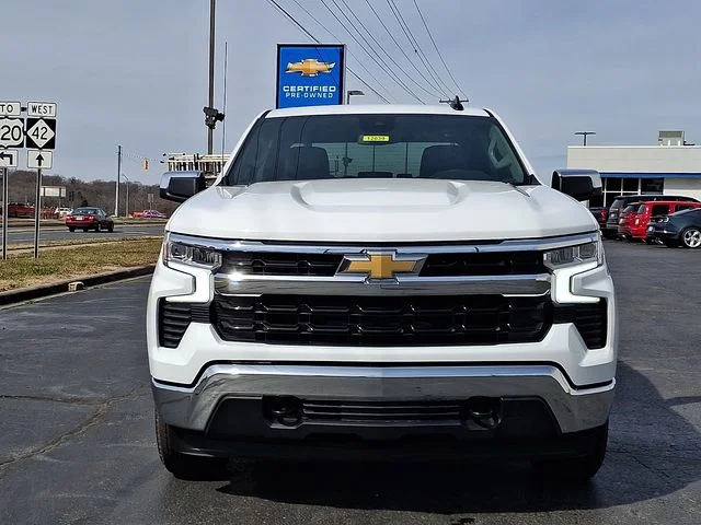 New 2026 White Chevrolet LT image 2