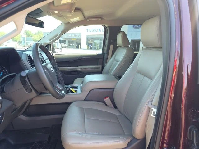 Used 2021 Red Ford XLT image 9