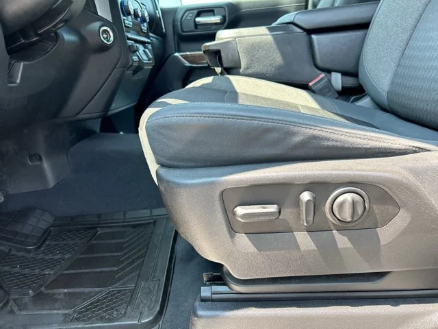 2019 Chevrolet Silverado 1500 RST - Photo 28