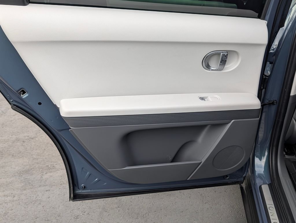 2024 Hyundai IONIQ 5 SEL - Photo 16