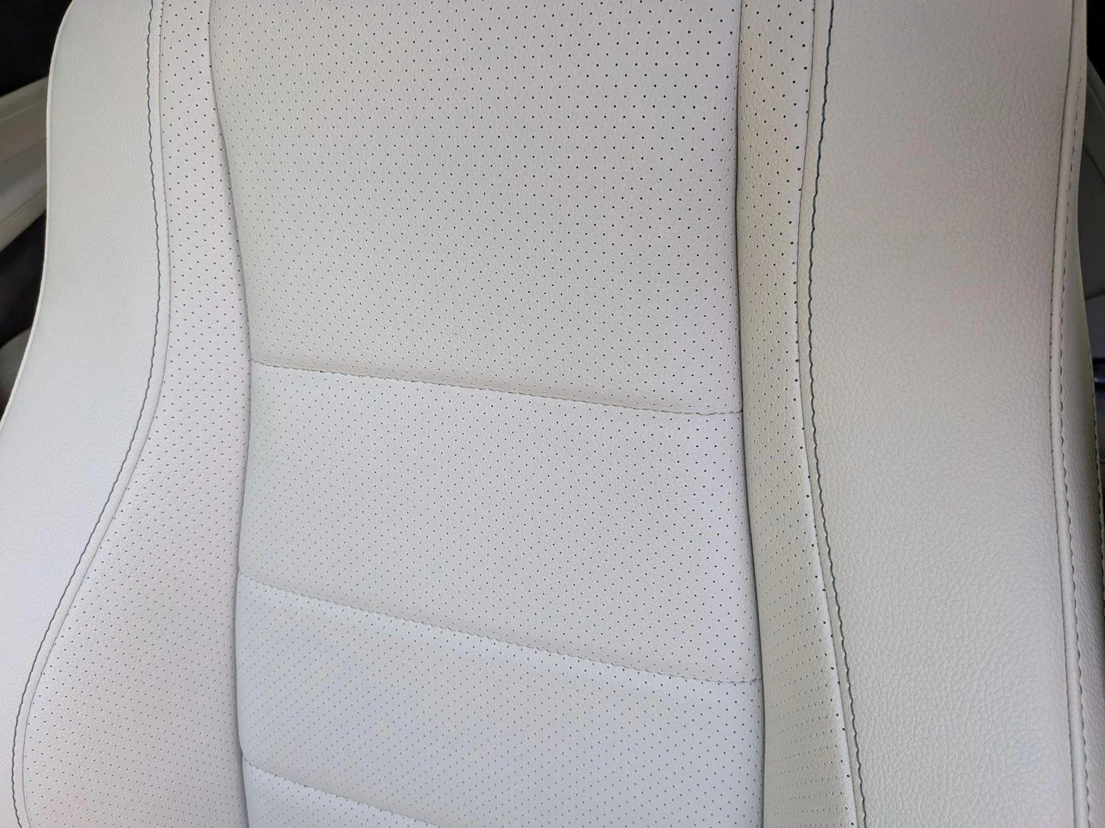 Used 2022 Manufaktur Diamond White Bright Mercedes-Benz GLE 450 image 15