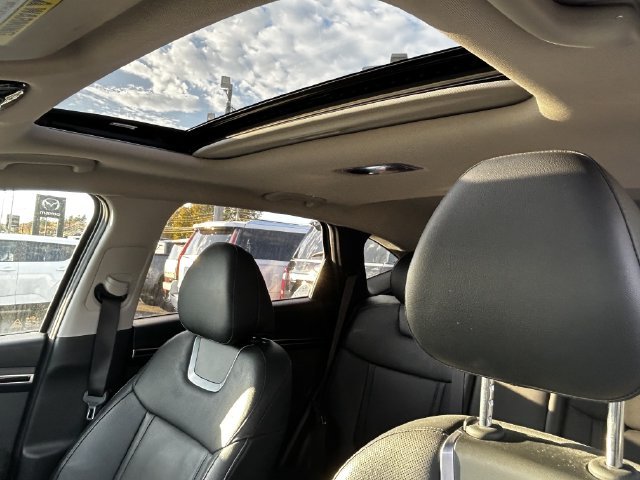 Used 2022 Amazon Gray Hyundai SEL image 4