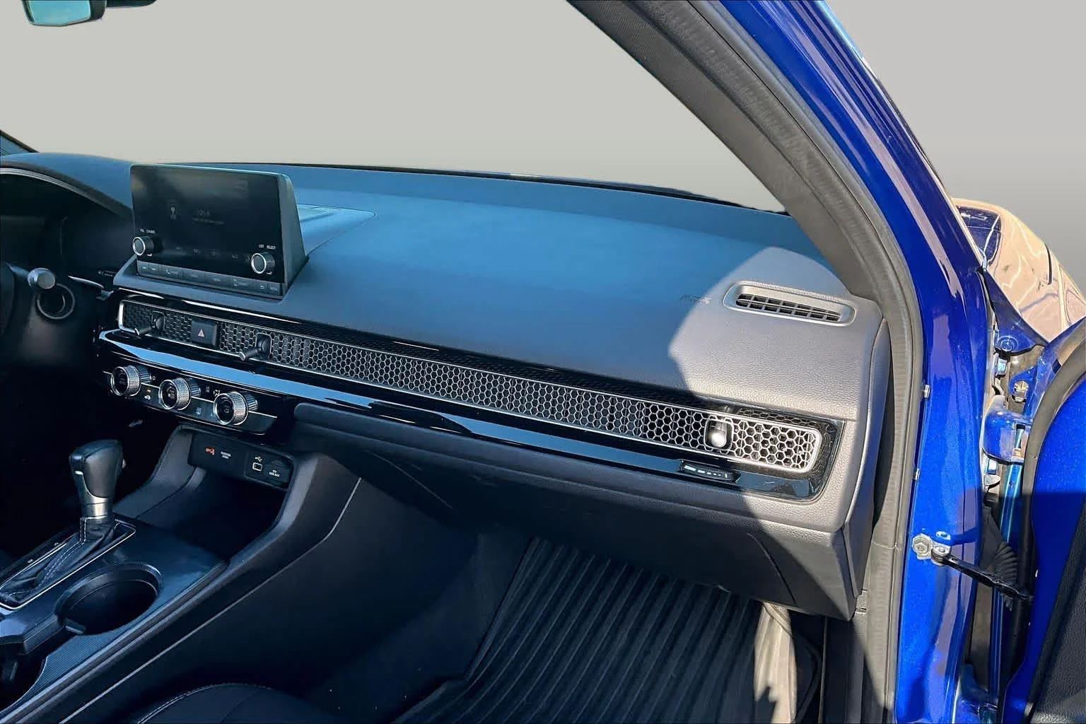Used 2022 Aegean Blue Metallic Honda Sport image 17